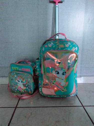 Mochila e lancheira Puket