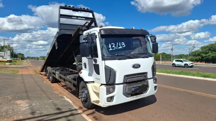 ? FORD CARGO 2429 (2013) - PRANCHA GIGANTE E GUINCHO 20T!