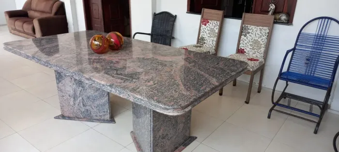 Mesa de marmore 2 metros e meio