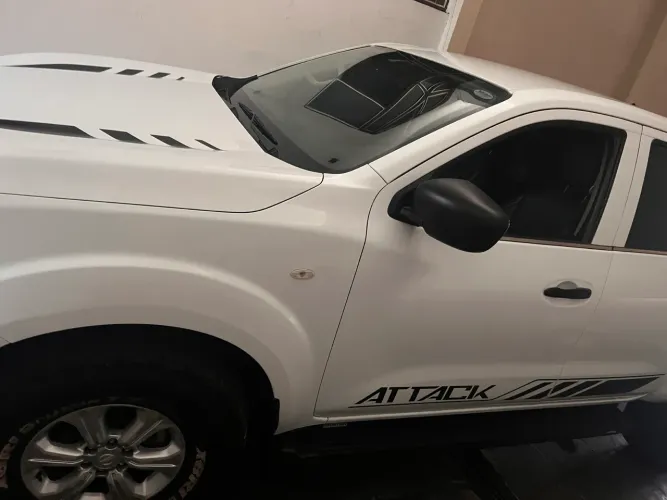 Nissan Frontier S CD 4X4 2.3 TB Diesel Mec. 2020