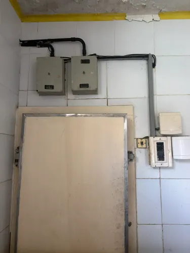 Vendo câmera fria (compressor).
