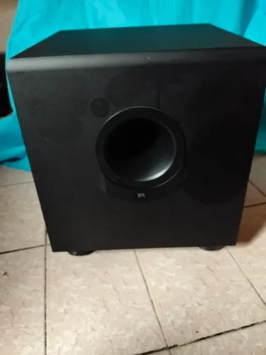 Subwoofer JBL original funcionando perfeitamente não fasso enviou