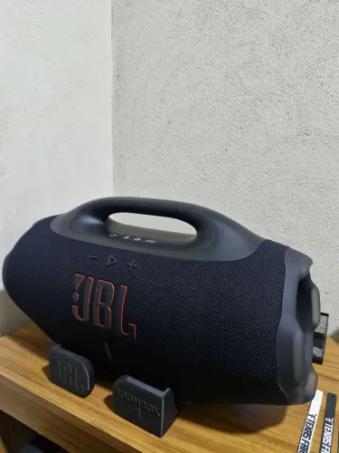Bombox 4