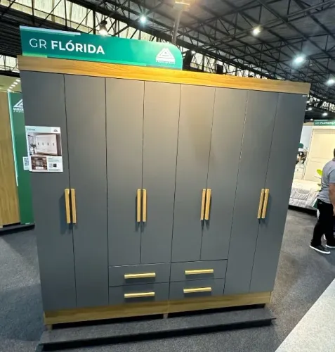 Guarda Roupa Casal 8 Portas 4 Gavetas (Novo) Entrega Grátis!