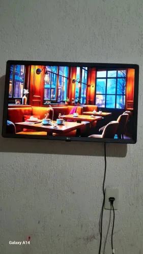 TV smart LG 32 polegados