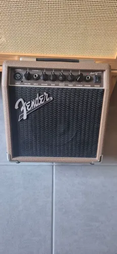 Amplificador violão Fender Acoustasonic 15