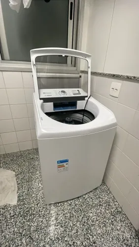 Maquina de lavar roupas