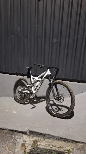 Bike specialized enduro comp 2016