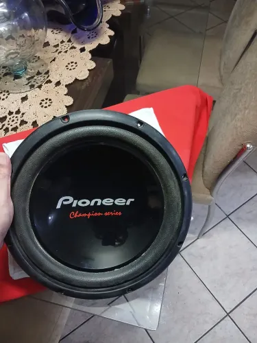  Subwoofer  Pioneer 12' polegadas de 1400 watts