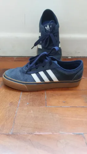 Tenis Adidas 35