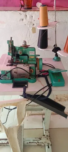 Vendo overlok semi industrial 
