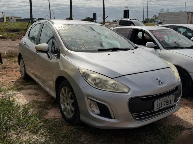 Peugeot 308 Allure 1.6 Flex 16V 5P Mec. 2013