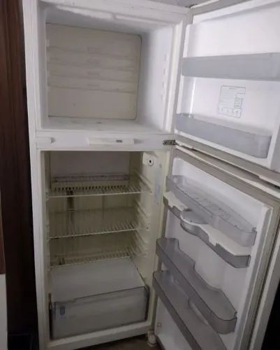 Vende-se geladeira Consul biplex