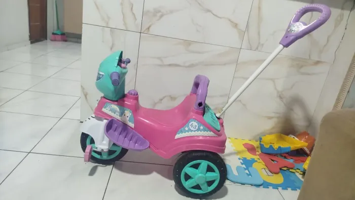 Triciclo Infantil Maral Baby City Rosa e Totokinha Sport Carrinho