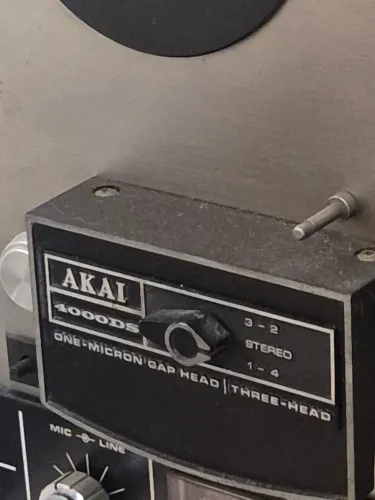Aparelho de som Akai fita Magnética