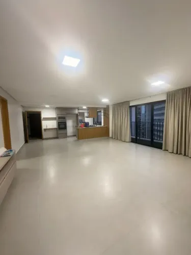 Lindo Apartamento, ótima localização.