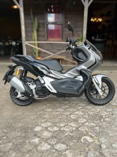 Honda ADV 150 - 22/23