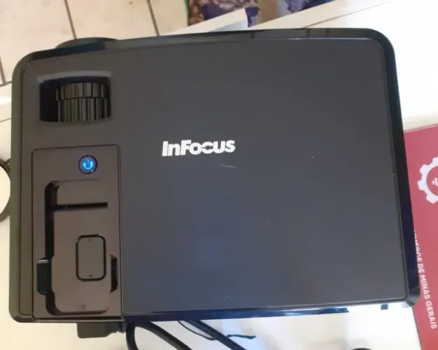 Datashow InFocus, Adquirido na Austrália, Utilizado Raríssimas Vezes.