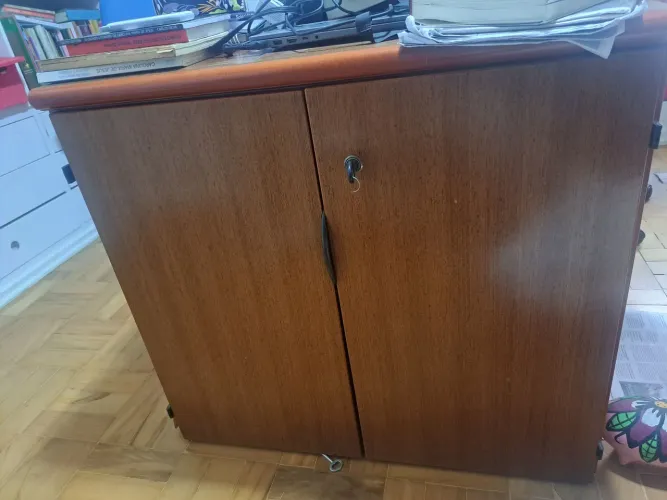Armário para arquivar documentos 