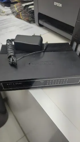Tp-Link TL-Sf1016D switch 16 portas usado