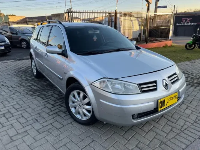 Renault Megane Grand Tour Dynam. Hi-flex 1.6 16V 2011