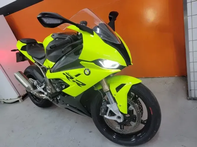 S1000RR COM APENAS 12000KMS