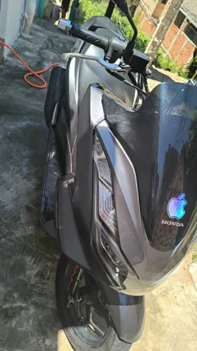 Honda PCX 2023 Muito Nova - Baixa KM e Impecável