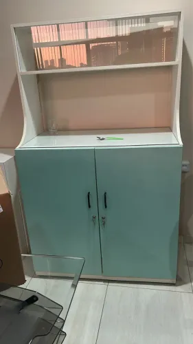 VENDO CONJUNTO DE MÓVEIS PARA ESCRITÓRIO / RECEPÇÃO