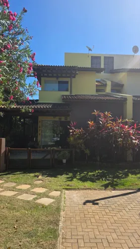 ? ALUGUEL EM IMBASSAÍ - CASA EM CONDOMÍNIO FECHADO ?