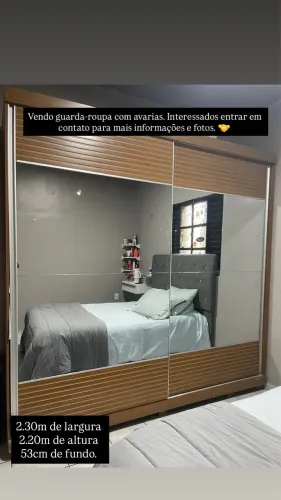 Guarda-roupa Casal