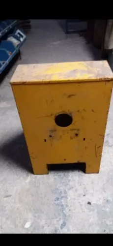 CAIXA DE FERRO UNIVERSAL DA BETONEIRA 400L COM POLIA ATE 35CM