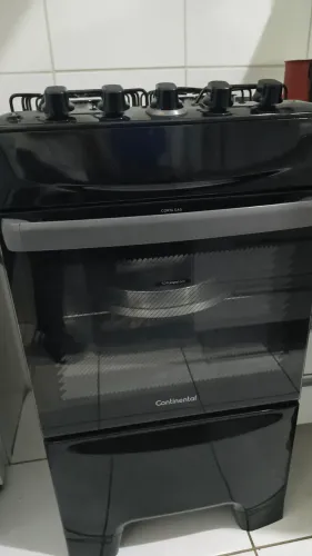 Desapegando fogão 4 bocas acendimento automático em excelente estado , forno ótimo