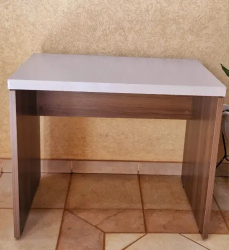 Mesa de Escritório Forty Móveis 90cm x 60cm