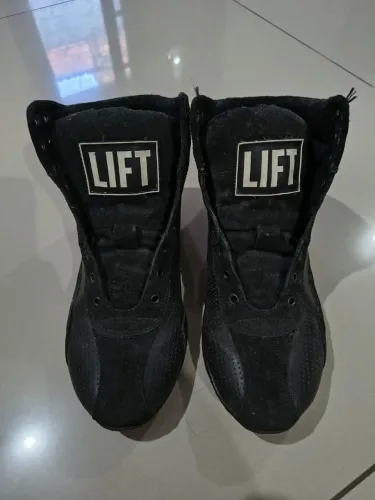 Botinha de treino 