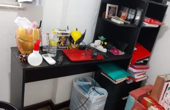 Rack + Escrivaninha com Gavetas- Usado em nome estado e Desmontado.