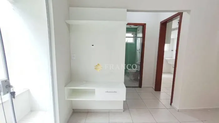 Apartamento com 1 dormitório para alugar, 50 m² por R$ 1.627,42/mês - Estiva - Taubaté/SP