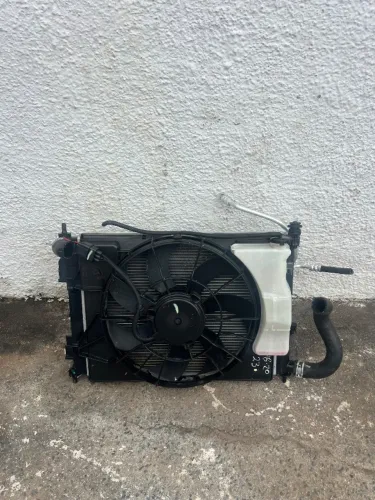 Conjunto radiador kit hb20 2023/2025