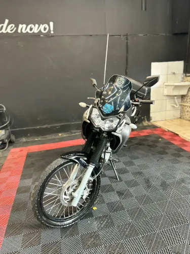 Tenere 250
