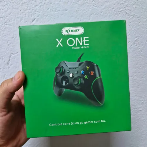Controle Gamer Knup KP-5130 - Para Xbox One e PC (Com Fio)