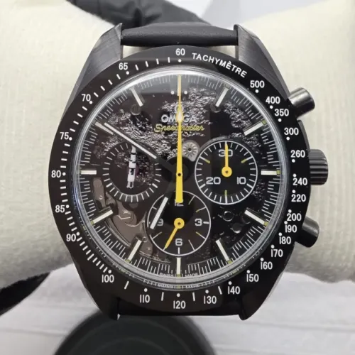 Relógio Omega Speedmaster Dark Side of the Moon Apollo 8 Automático Preto + 2 Pulseiras