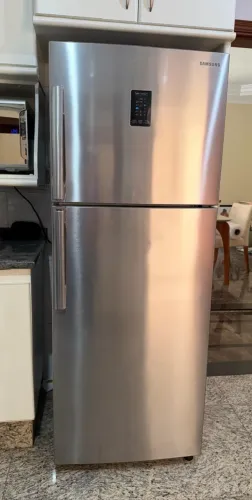 Geladeira Samsung Duplex Inox Frost Free 384L Twin Cooling Plus - Excelente Estado