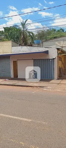 Cômodo para locação no bairro morada nova