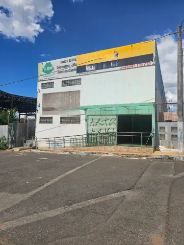 Predio Comercial ou Institucional pronto para centro clínico 17 salas com 560m² em 2 Pavim