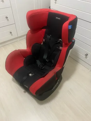 Cadeirinha de carro reclinável