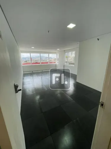 Alphaville - Barueri/SP, Conjunto à venda, 42 m² por R$ 277.095
