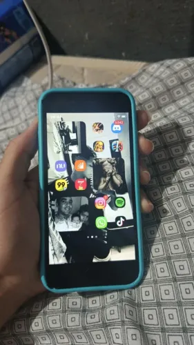 iPhone 8 128gb semi novo