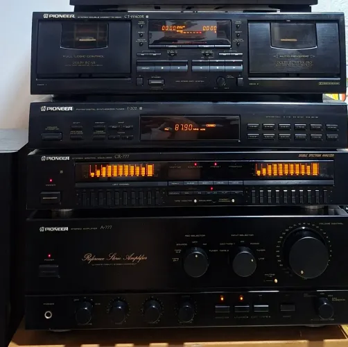 Amplificador Pioneer A-777 