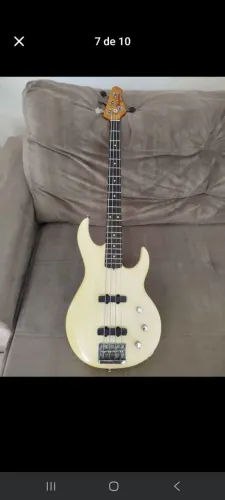 Baixo Tagima Jazz Bass