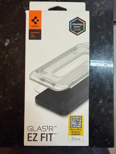Kit 2 Películas Spigen Glas.tR EZ Fit - iPhone 16 Pro Max ou 17 Pro Max (Novo)