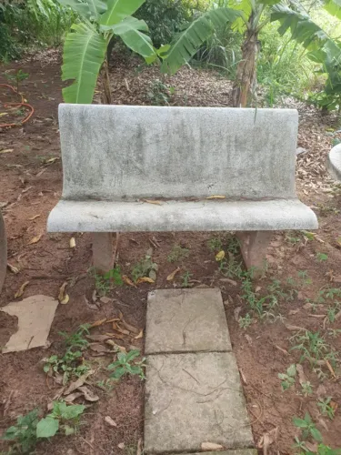 Bancos de concreto para chácaras e jardins